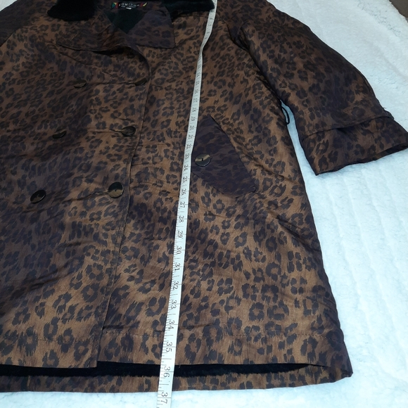 Leopard print coat with faux fur collar women's size 18 - Picture 9 of 13